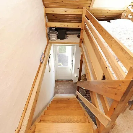 Spacious Holiday In R M With North Sea Nearby